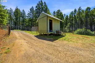 6040 NW High Heaven Rd, McMinnville, OR 97128 - Photo 37
