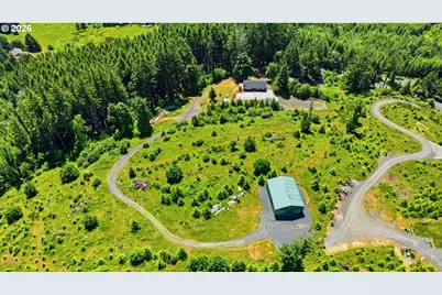 6040 NW High Heaven Rd, McMinnville, OR 97128 - Photo 25