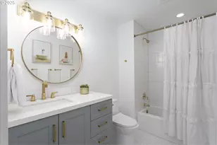 1674 Fircrest Dr, Lake Oswego, OR 97034 - Photo 17