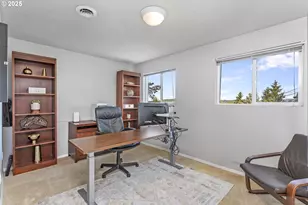 1674 Fircrest Dr, Lake Oswego, OR 97034 - Photo 21