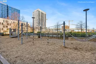 1022 NW Overton St, Portland, OR 97209 - Photo 35