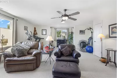 3369 Falcon Dr, Springfield, OR 97477 - Photo 39