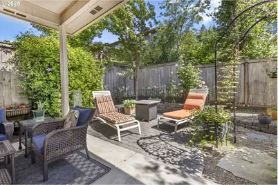 3369 Falcon Dr, Springfield, OR 97477 - Photo 43