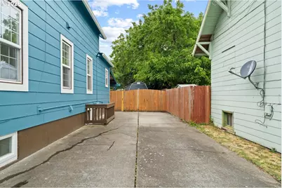 725 NE 79th Ave, Portland, OR 97213 - Photo 47