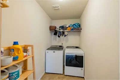 2952 Persimmon Way, Albany, OR 97321 - Photo 11