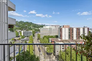 2211 SW 1st Ave, Portland, OR 97201 - Photo 27