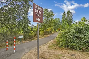 11220 SW Buffalo Pl, Portland, OR 97223 - Photo 25