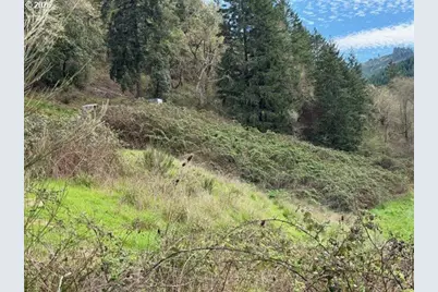 1027 Forest Heights St #19-21, Sutherlin, OR 97479 - Photo 3