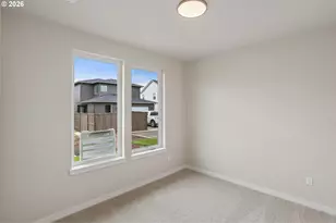 733 Magnolia Ave, Woodburn, OR 97071 - Photo 15
