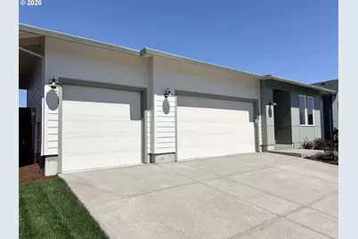 733 Magnolia Ave, Woodburn, OR 97071 - Photo 3