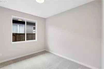733 Magnolia Ave, Woodburn, OR 97071 - Photo 17