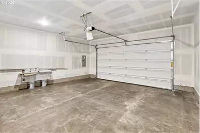 733 Magnolia Ave, Woodburn, OR 97071 - Photo 25