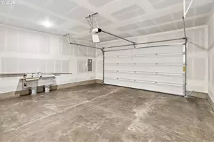 733 Magnolia Ave, Woodburn, OR 97071 - Photo 25