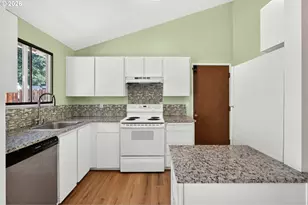 8505 SW Oak St, Portland, OR 97223 - Photo 11