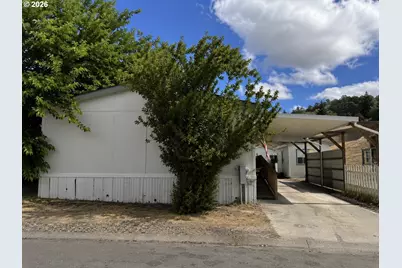 550 S State St #138, Sutherlin, OR 97479 - Photo 1
