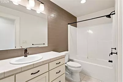 6107 Forest Ridge Dr, Springfield, OR 97478 - Photo 33