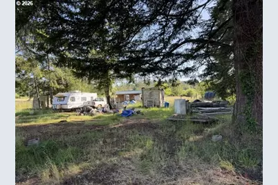 58486 Rodgers Dr, Coquille, OR 97423 - Photo 3