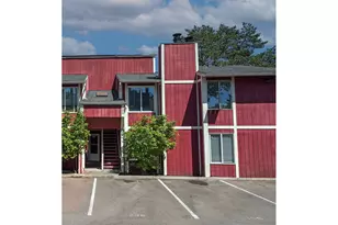 1470 SE Walnut St, Hillsboro, OR 97123 - Photo 1