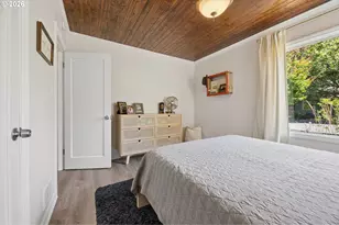 9317 N Calhoun Ave, Portland, OR 97203 - Photo 25