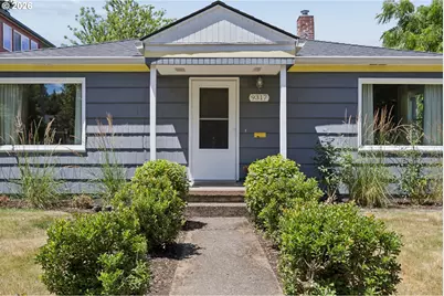 9317 N Calhoun Ave, Portland, OR 97203 - Photo 5