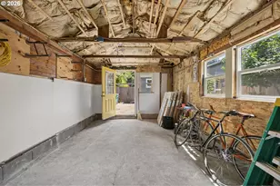 9317 N Calhoun Ave, Portland, OR 97203 - Photo 47