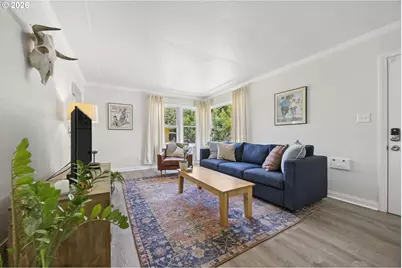 9317 N Calhoun Ave, Portland, OR 97203 - Photo 11