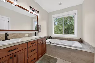 1271 SW Forest Glen Dr, McMinnville, OR 97128 - Photo 19