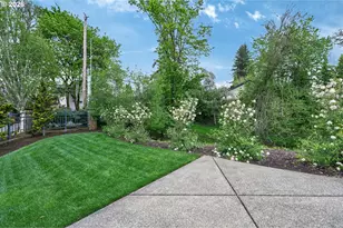 1271 SW Forest Glen Dr, McMinnville, OR 97128 - Photo 39