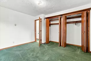 410 E Fairfield St, Gladstone, OR 97027 - Photo 21