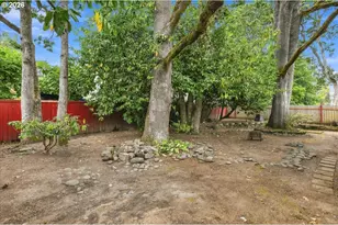 410 E Fairfield St, Gladstone, OR 97027 - Photo 23