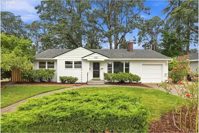 410 E Fairfield St, Gladstone, OR 97027 - Photo 1