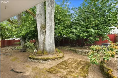410 E Fairfield St, Gladstone, OR 97027 - Photo 33