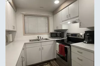 5301 Plomondon St #C12, Vancouver, WA 98661 - Photo 7