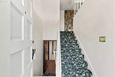 2310 NW 8th Ct, Gresham, OR 97030 - Photo 3