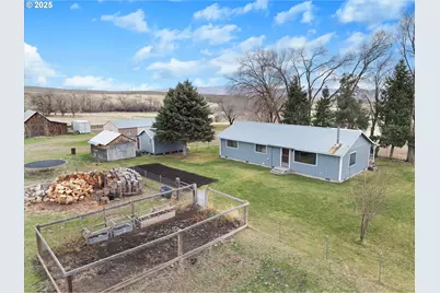 27877 Skinner Ln, Baker City, OR 97814 - Photo 7