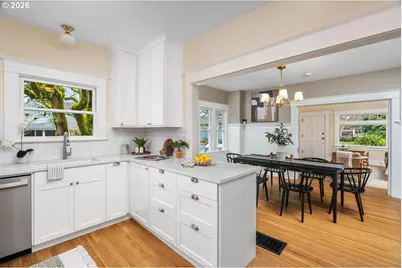 1239 NE Sumner St, Portland, OR 97211 - Photo 17