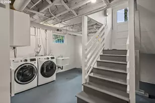 1239 NE Sumner St, Portland, OR 97211 - Photo 35