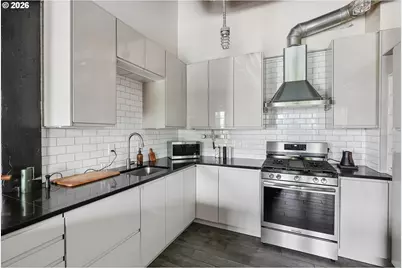 1011 NW Glisan St #303, Portland, OR 97209 - Photo 21