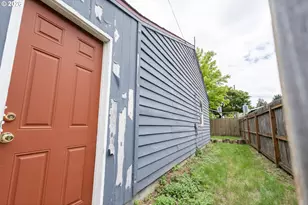 7004 SE Woodstock Blvd, Portland, OR 97206 - Photo 35