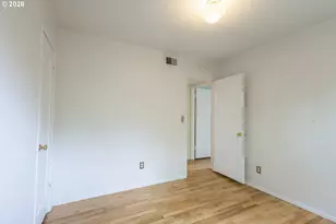 7004 SE Woodstock Blvd, Portland, OR 97206 - Photo 17