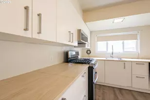 7004 SE Woodstock Blvd, Portland, OR 97206 - Photo 15