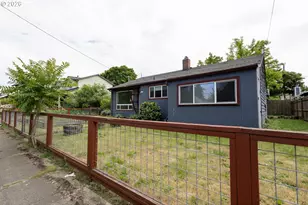 7004 SE Woodstock Blvd, Portland, OR 97206 - Photo 3