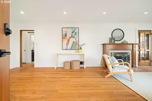 5408 SE Hawthorne Blvd, Portland, OR 97215 - Photo 5