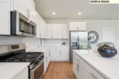 16727 SE Multnomah Falls Dr, Happy Valley, OR 97086 - Photo 11