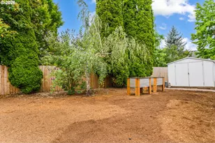 3700 Babcock Ln, Eugene, OR 97401 - Photo 23