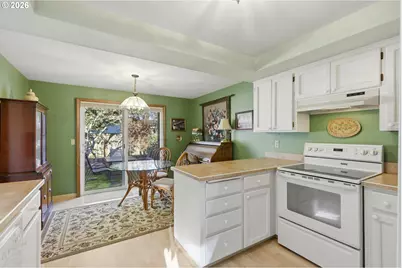 865 SW 166th Ave, Beaverton, OR 97006 - Photo 15