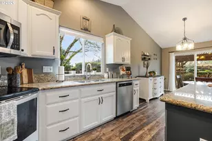 11769 Payson Ln, Oregon City, OR 97045 - Photo 13