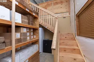 135 Champagne Dr, Roseburg, OR 97471 - Photo 27