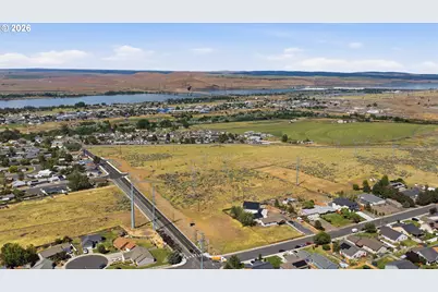 311 Pine Tree Ave, Umatilla, OR 97882 - Photo 3