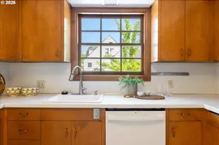 3045 NE 32nd Pl, Portland, OR 97212 - Photo 13